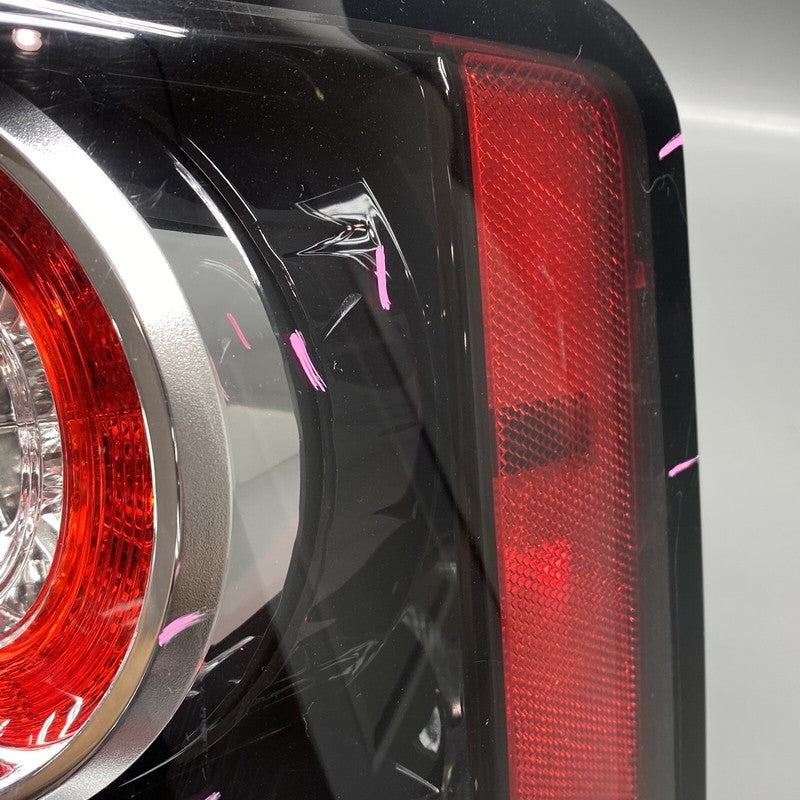 A056008 RANGE ROVER SPORT TAIL LIGHT RIGHT PASSENGER SIDE A056008 2010 2011 OEM