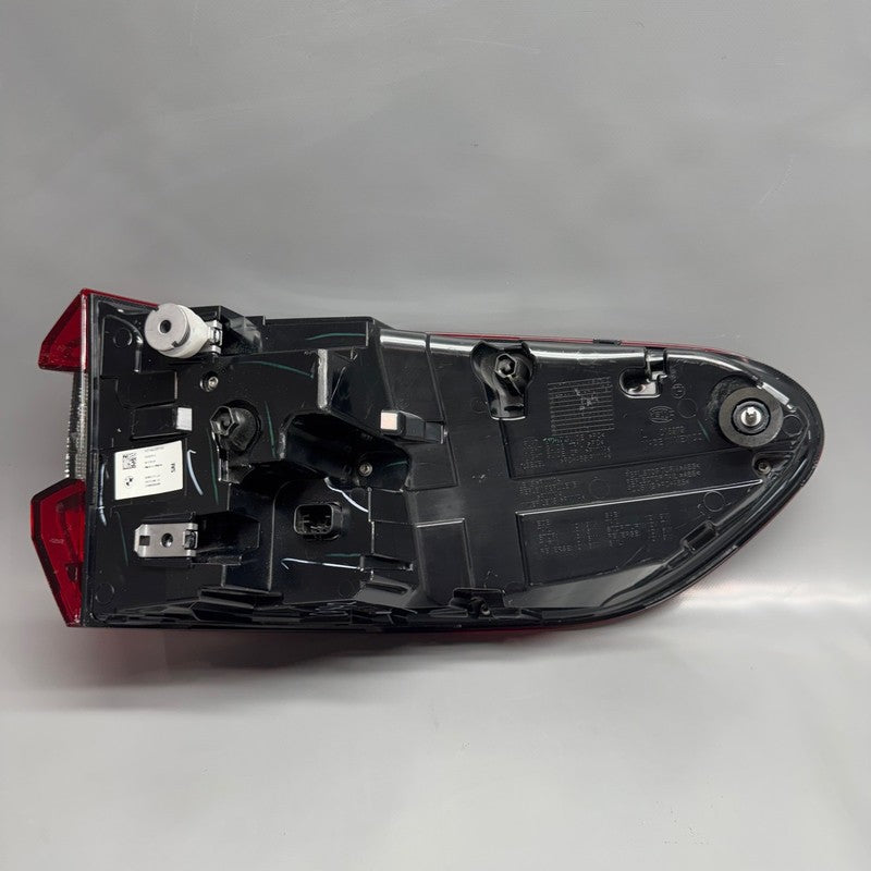 BMW X5 TAIL LIGHT LEFT DRIVER X5M 2019 2020 2021 2022 2023 OEM 3744226