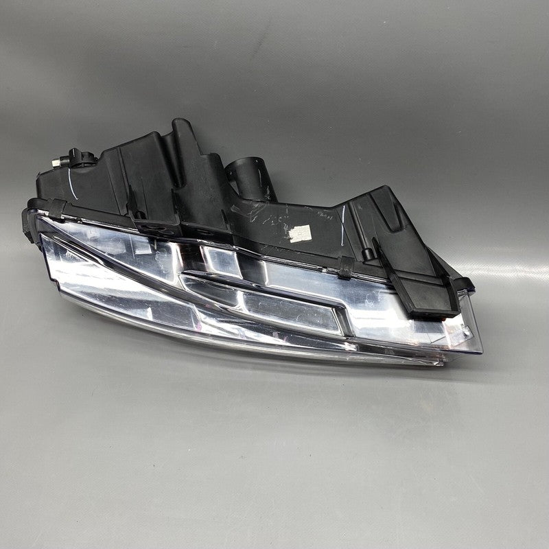 TESLA MODEL 3 FOG LIGHT LEFT DRIVER 2017 2018 2019 2020 3 PIN OEM 1077