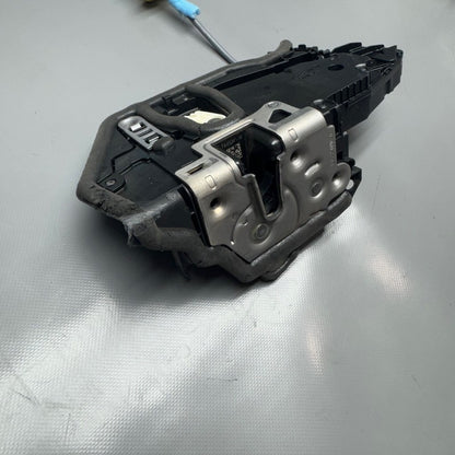 BMW X1 DOOR LOCK LATCH LEFT FRONT 2023 2024 2025 OEM 7445041
