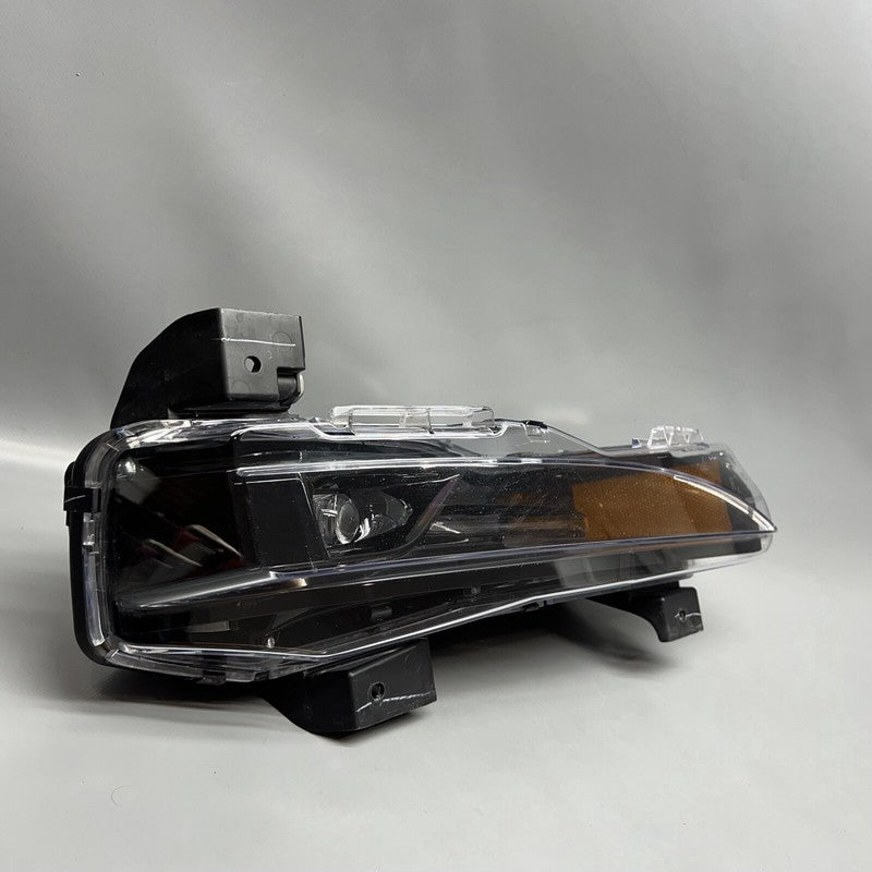 1563711-00-B TESLA MODEL S PLAID FOG LIGHT RIGHT PASSENGER 2021 2022 2023 OEM 1563711-00-B