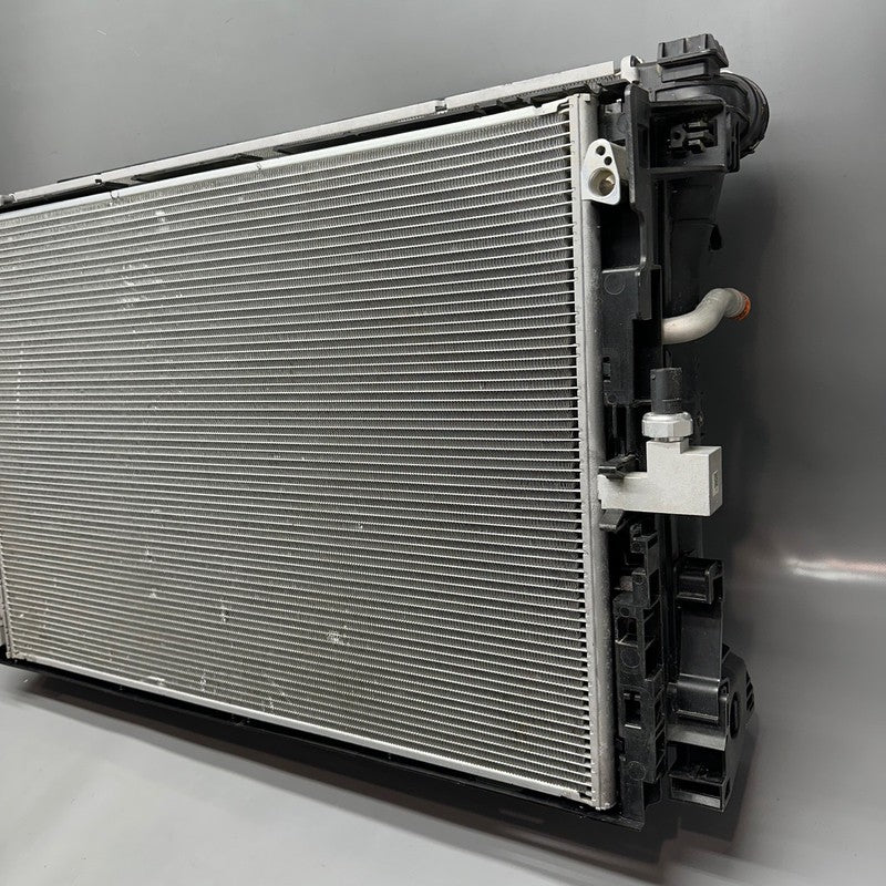 A2049066802 MERCEDES BENZ C250 COOLING RADIATOR FAN 2012 2013 2014 OEM A2049066802