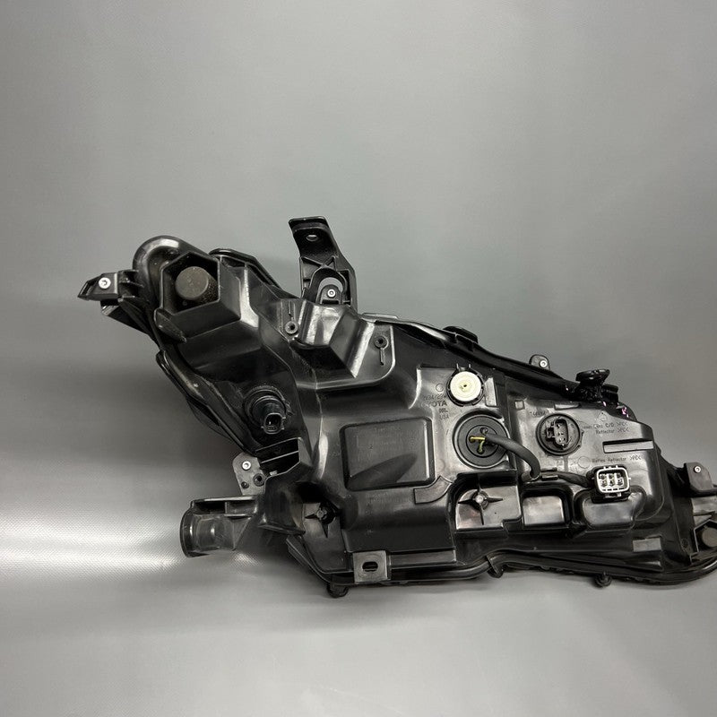 TOYOTA CAMRY HEADLIGHT LEFT DRIVER 2018 2019 2020 LED OEM 