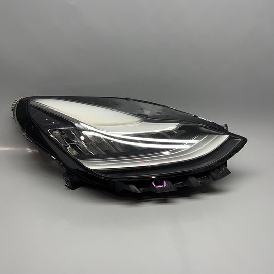 1077372-00-i TESLA MODEL 3 HEADLIGHT RIGHT PASSENGER 2017 2018 2019 2020 LED OEM 1077372-00-i
