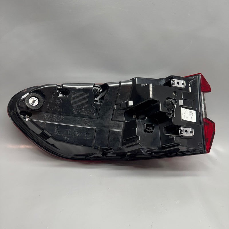 BMW X5 TAIL LIGHT RIGHT PASSENGER X5M 2019 2020 2021 2022 2023 OEM 374