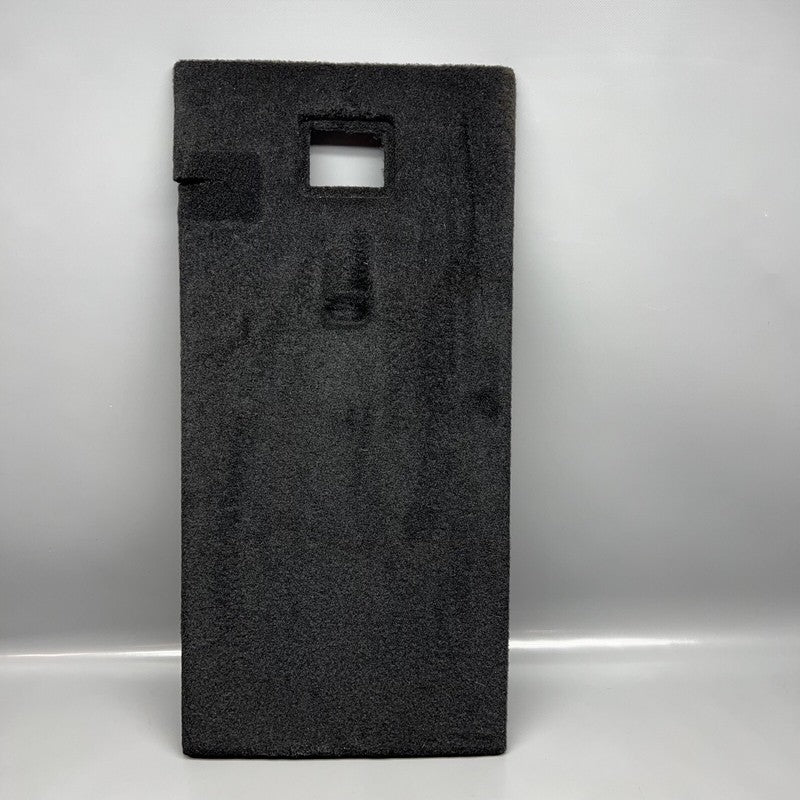 1493924-00-E TESLA MODEL Y 2ND ROW SEAT BACK COVER MIDDLE 2020 21 22 2023 OEM 1493924-00-E
