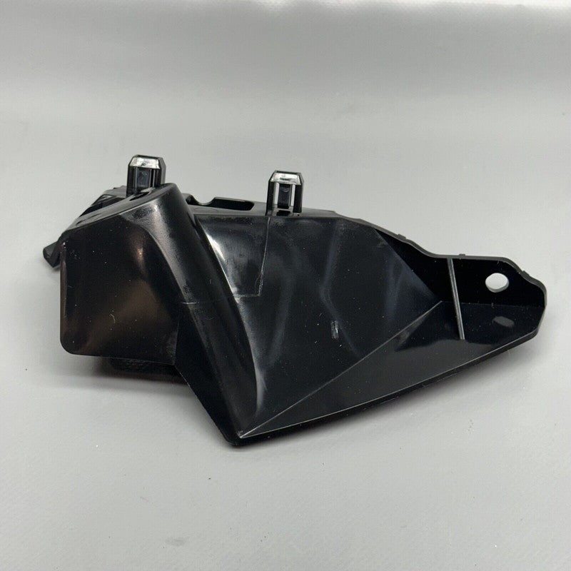TESLA MODEL S FENDER BRACKET RIGHT 2016 2017 2018 2019 2020 OEM 109549