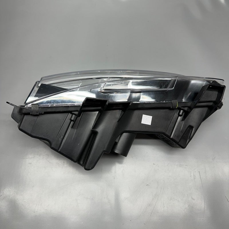 TESLA MODEL Y 3 FOG LIGHT RIGHT PASSENGER 2017 2018 2019 2020 2021 202
