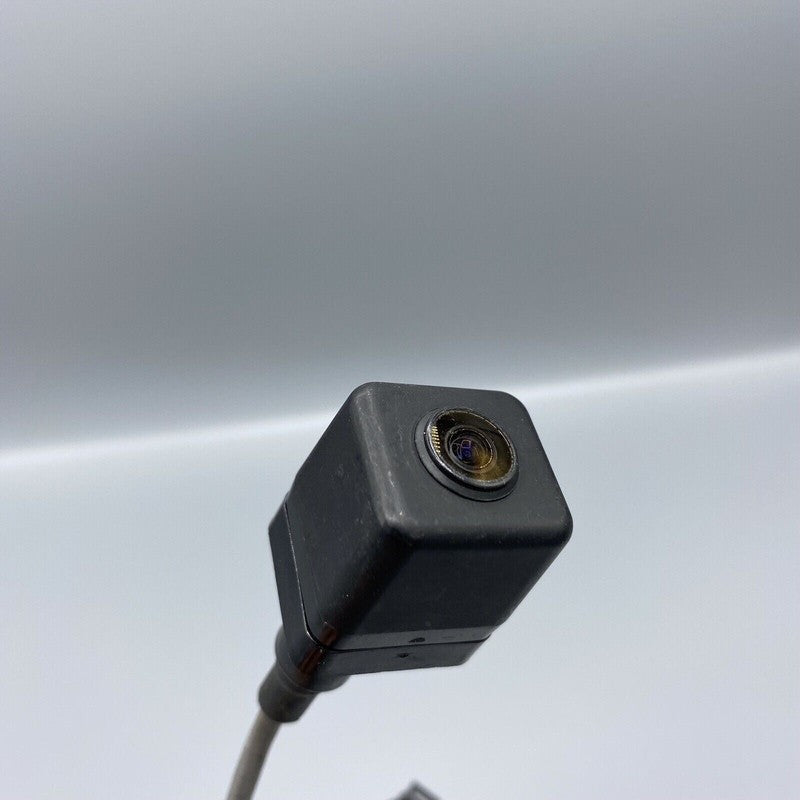 8K0980551B AUDI A8 REAR VIEW BACKUP CAMERA 8K0980551B 2011 2012 2013 2014 2015 OEM