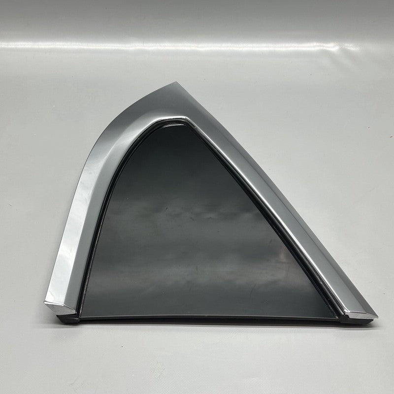 1034906-80-F TESLA MODEL X QUARTER GLASS RIGHT REAR 2016 17 18 19 2020 OEM 1034906-80-F