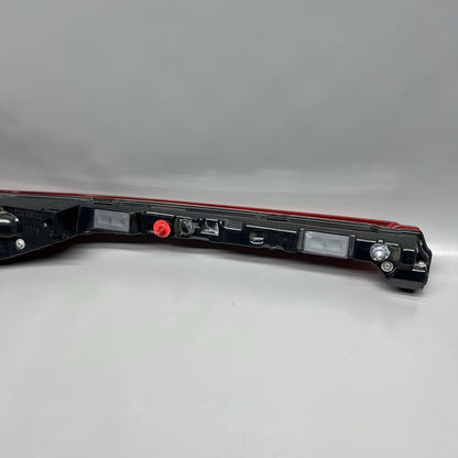 TOYOTA VENZA TAIL GATE TAIL LIGHT RIGHT PASSENGER 2021 2022 2023 OEM