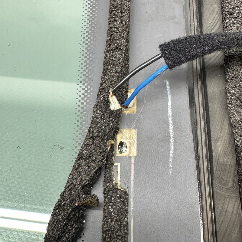 36A845298AA BENTLEY BENTAYGA QUARTER GLASS RIGHT REAR 2016 17 2018 2019 2020 OEM 36A845298AA