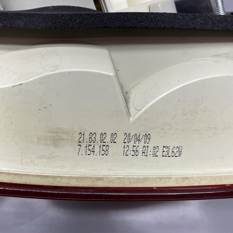 7154158 BMW 328 TAIL LIGHT RIGHT PASSENGER 7154158 2009 2010 2011 SEDAN LED OEM