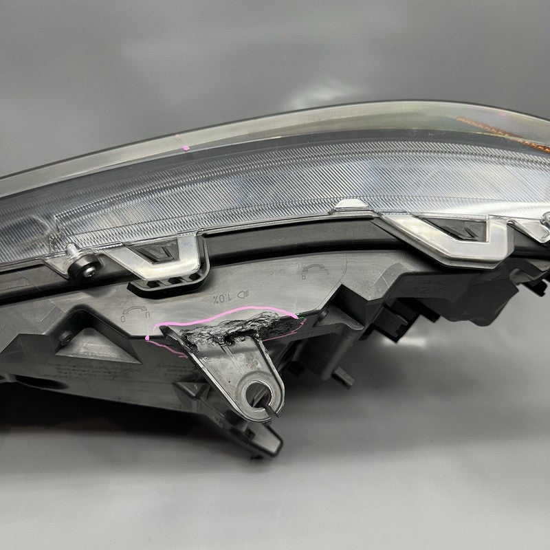 RAV-4 TOYOTA RAV-4 HEADLIGHT RIGHT PASSENGER 2019 2020 2021 2022 LED OEM 