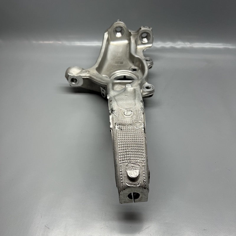1044311-00-E TESLA MODEL 3 KNUCKLE LEFT FRONT 2017 2018 2019 2020 OEM 1044311-00-E