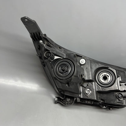 HONDA CR-V HEADLIGHT LEFT DRIVER 2017 2018 2019 HALOGEN OEM 