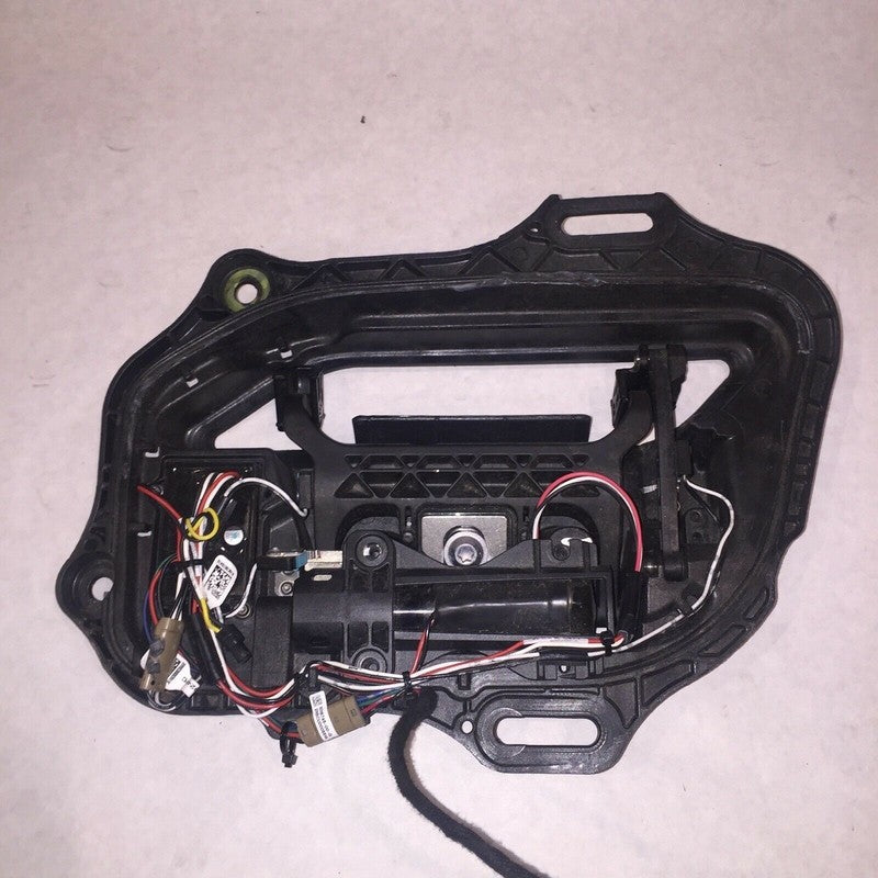 1007374-01-L TESLA MODEL S RIGHT REAR DOOR HANDLE 2016 2017 OEM