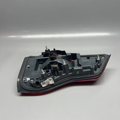 H8740874209 BMW X3 TAIL LIGHT INNER GATE RIGHT PASSENGER 2018 2019 2020 2021 H8740874209