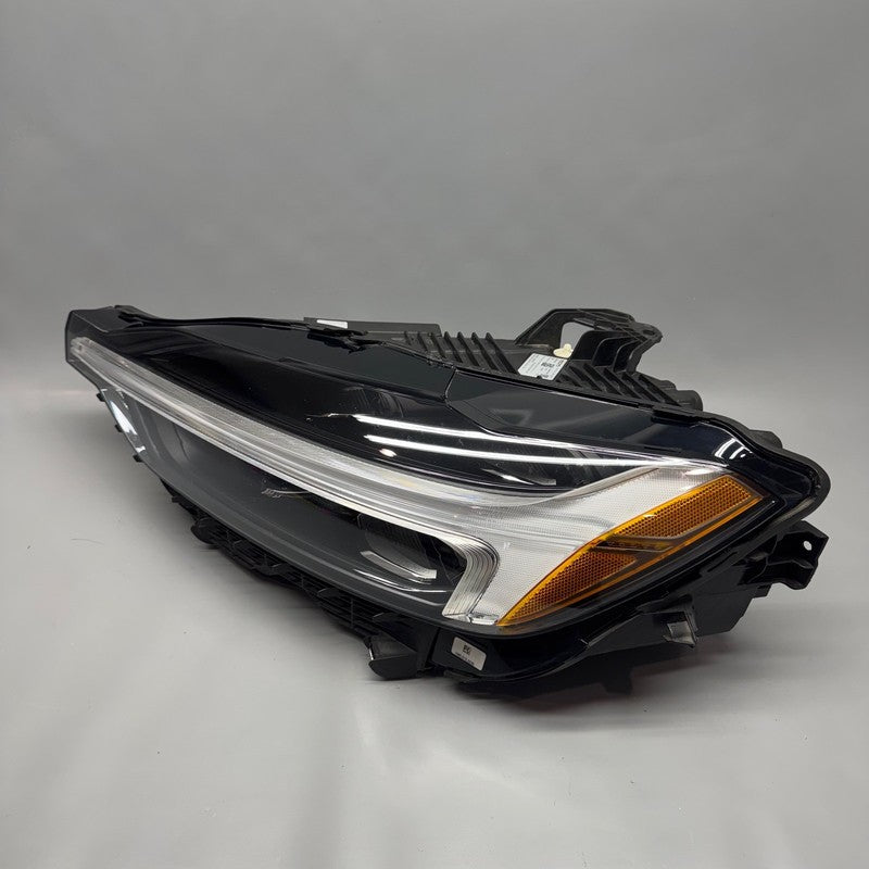 VOLVO EX30 HEADLIGHT RIGHT PASSENGER 2024 2025 2026 LED OEM 80000618