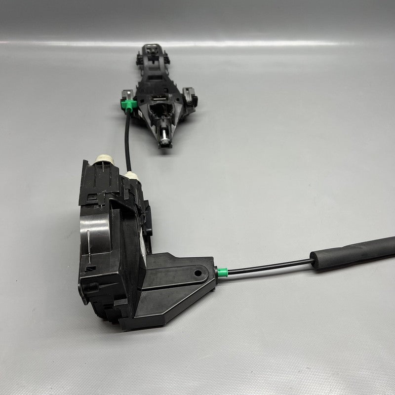 HK83-24994-BC JAGUAR F PACE DOOR LOCK LATCH RIGHT REAR 2017 2018 2019 OEM HK83-24994-BC