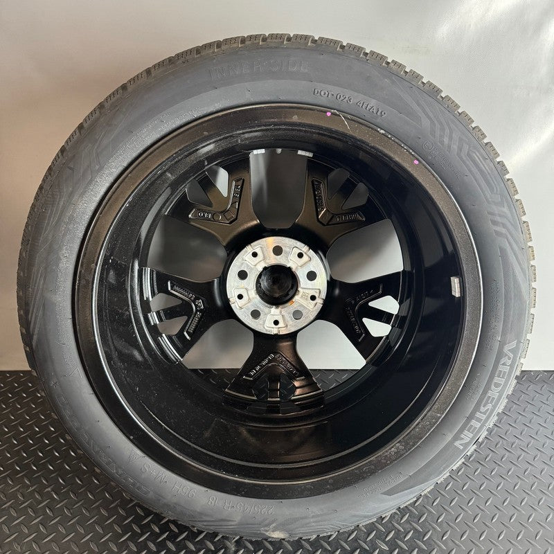 BMW 120 HATCHBACK 220 WHEEL RIM 18 INCH 2024 2025 OEM 5A35E68