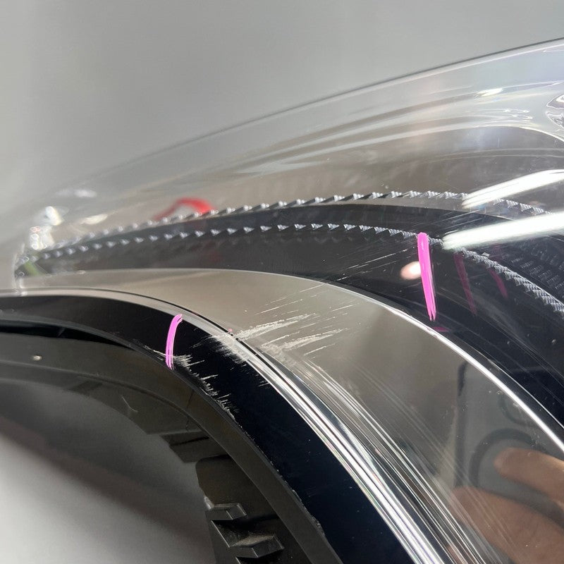 CADILLAC XTS HEADLIGHT RIGHT PASSENGER 2018 2019 LED OEM 84469440