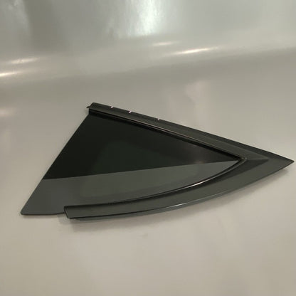 1495740-00-E TESLA MODEL Y QUARTER GLASS LEFT REAR 1495740-00-E 2020 2021 2022 OEM