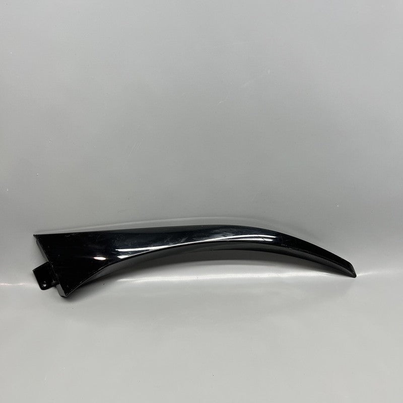 670111580 MASERATI LEVANTE TAILGATE BACKDOOR SPOILER RIGHT 2017 18 19 2020 OEM 670111580