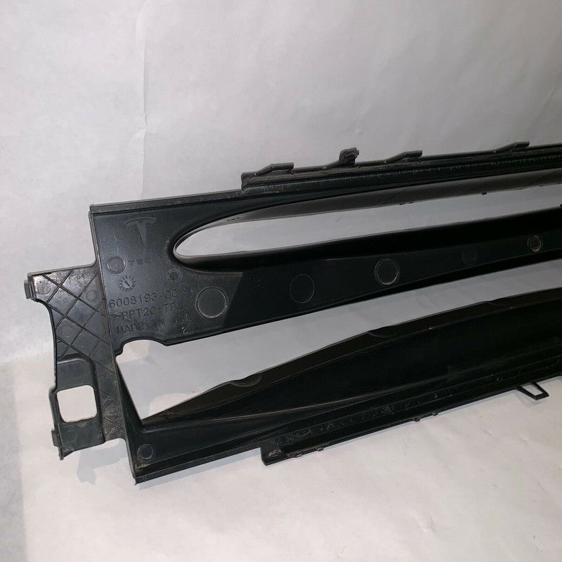 60008193-00-B TESLA MODEL S FRONT BUMPER LOWER AIR DUCT 2012 2013 2014 2015 OEM