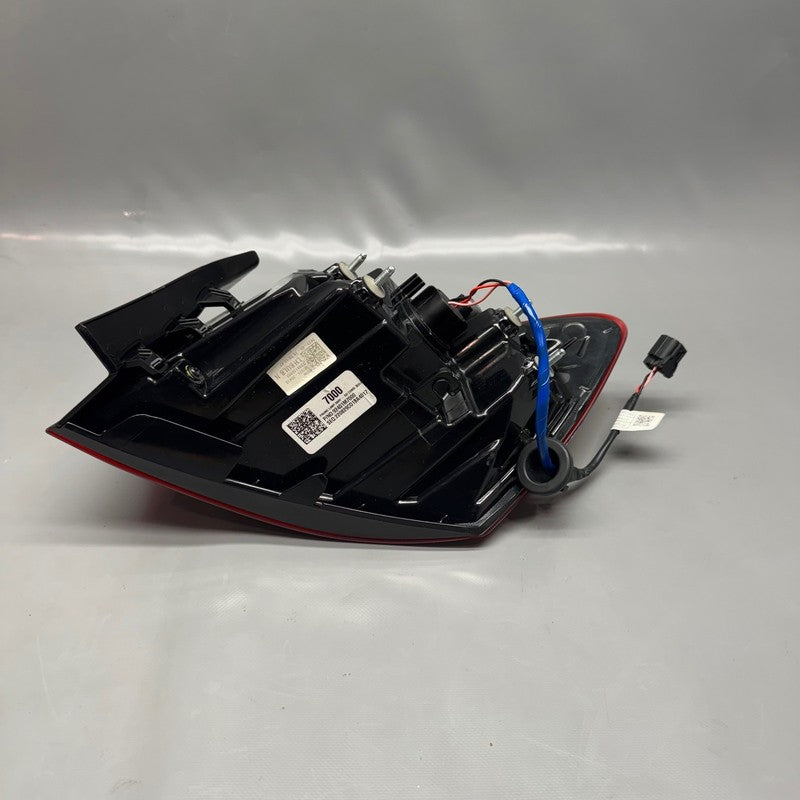 KIA FORTE TAIL LIGHT LEFT DRIVER 2019 2020 2021 2022 2023 OEM 92401M70