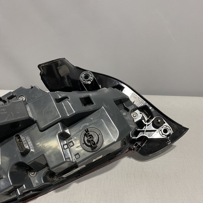 9491594 BMW 230 M2 TAIL LIGHT RIGHT PASSENGER LED 9491594 OEM 2018 2019 