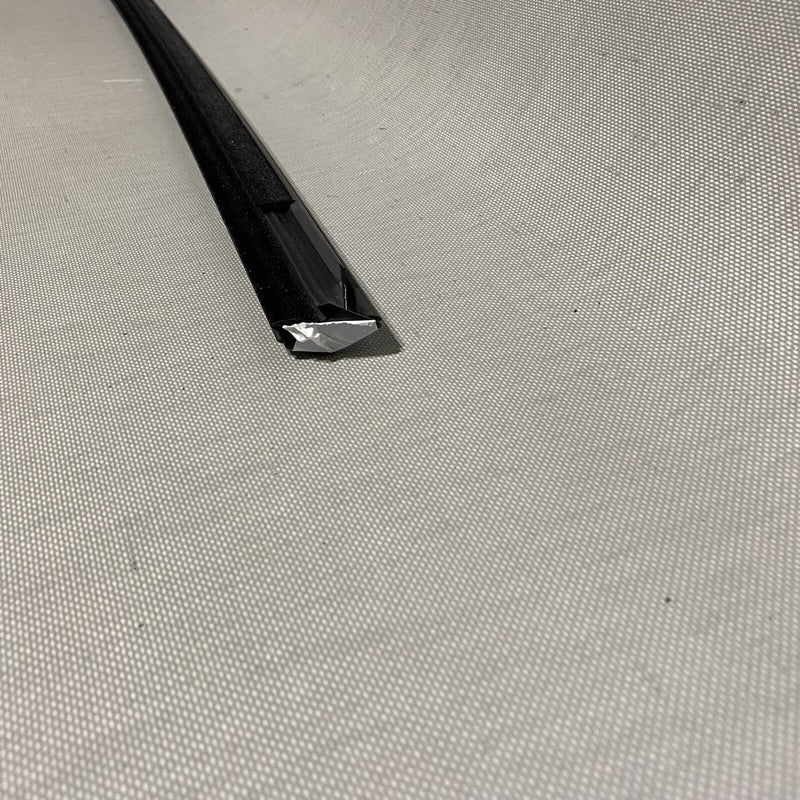 1080748-01-I TESLA MODEL 3 WINDOW STRIP TRIM RIGHT REAR 2017 2018 2019 2020 OEM