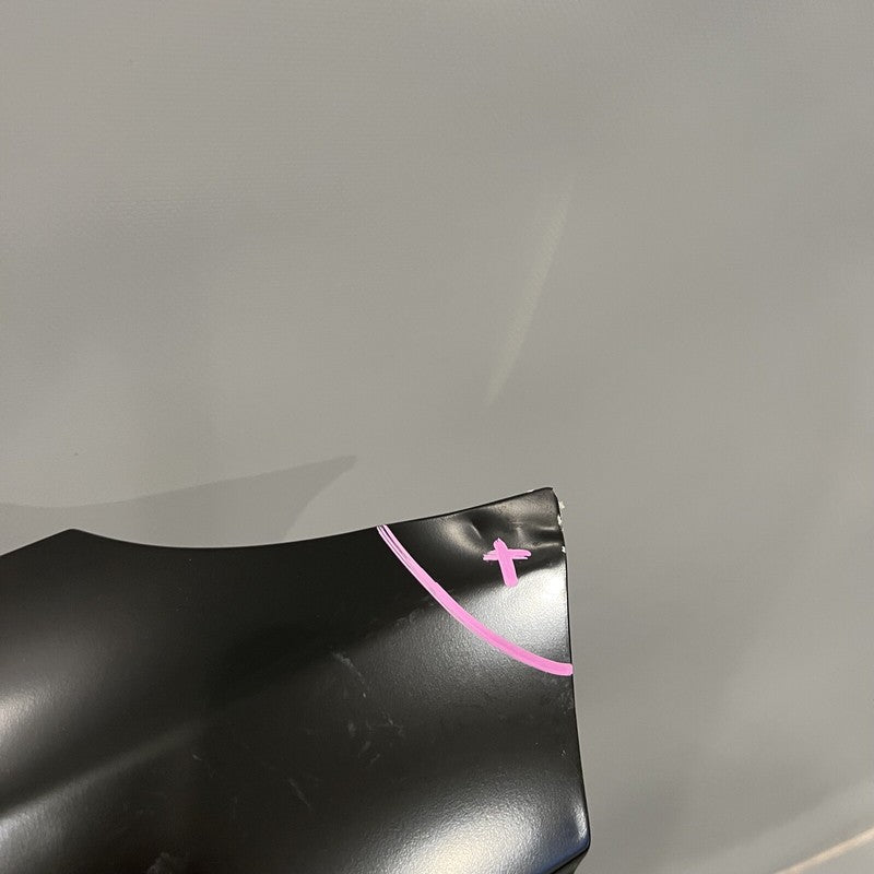 LR131387 LAND ROVER DEFENDER FENDER LEFT SIDE 2020 2021 2022 2023 2024 OEM LR131387