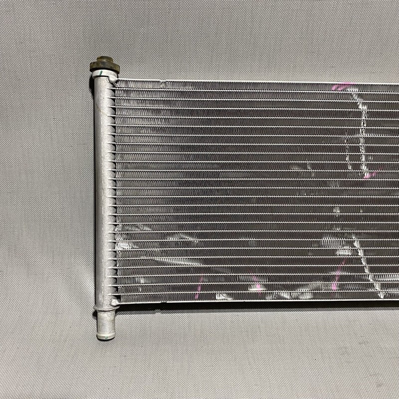 1048498-00-C TESLA MODEL X AC CONDENSER CENTER 1048498-00-C 2015 2016 2017 OEM