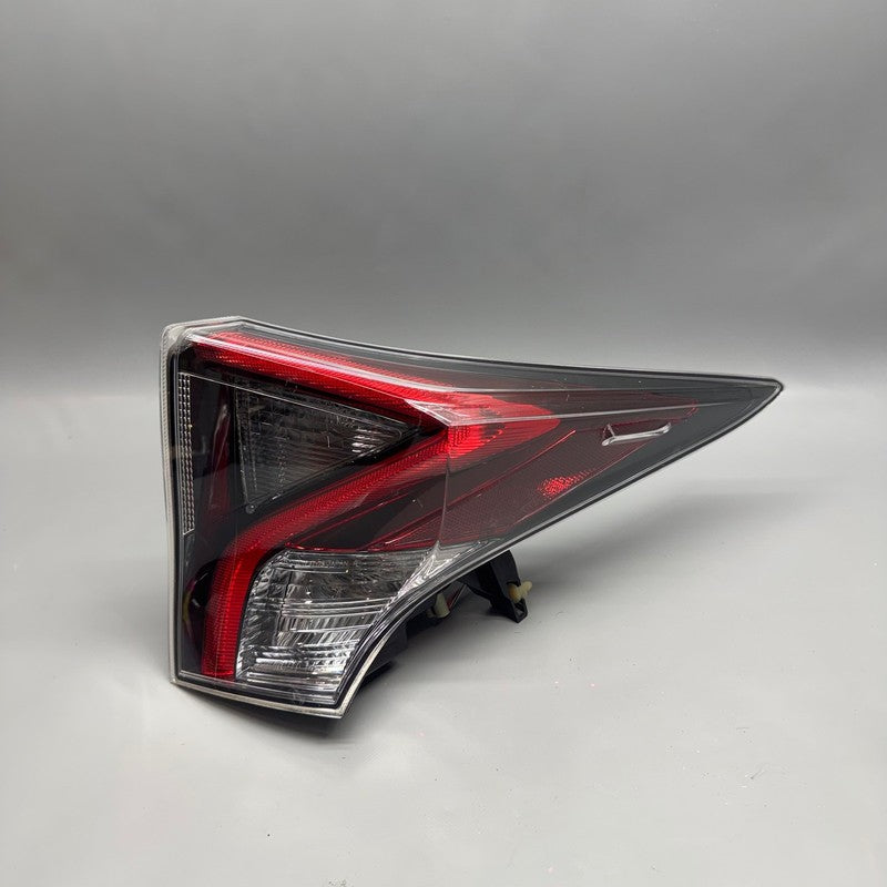 TOYOTA PRIUS TAIL LIGHT RIGHT PASSENGER 2016 2017 2018 OEM 81550-47291
