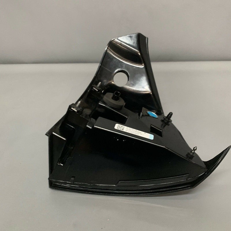 TESLA MODEL 3 TAIL LIGHT LEFT DRIVER 2017 2018 2019 2020 OEM 1077397-0