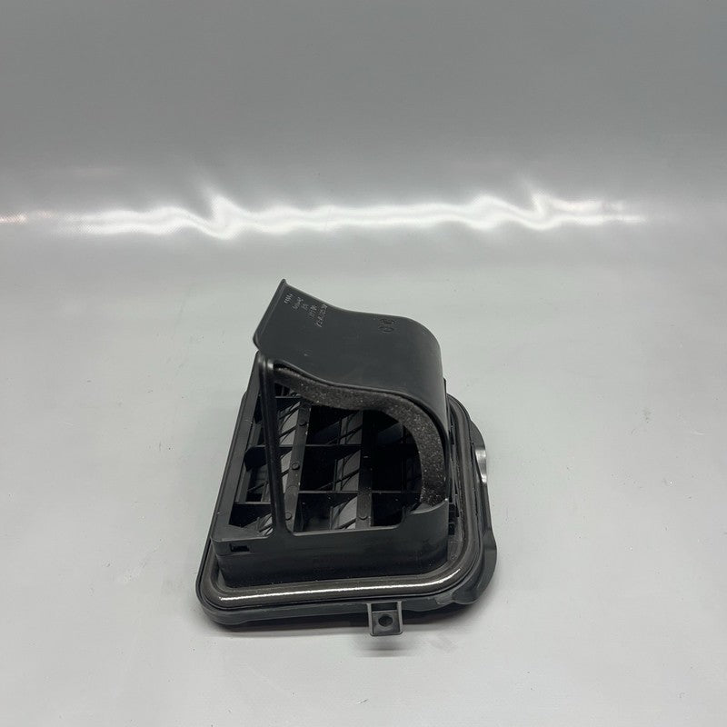4G8819302 AUDI A7 QUARTER PANEL AIR VENT RIGHT REAR 2012 2013 2014 2015 2016 2017 2018 OEM