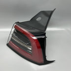 TESLA MODEL 3 TAIL LIGHT RIGHT 2017 2018 2019 2020 2021 1077398-00-H O