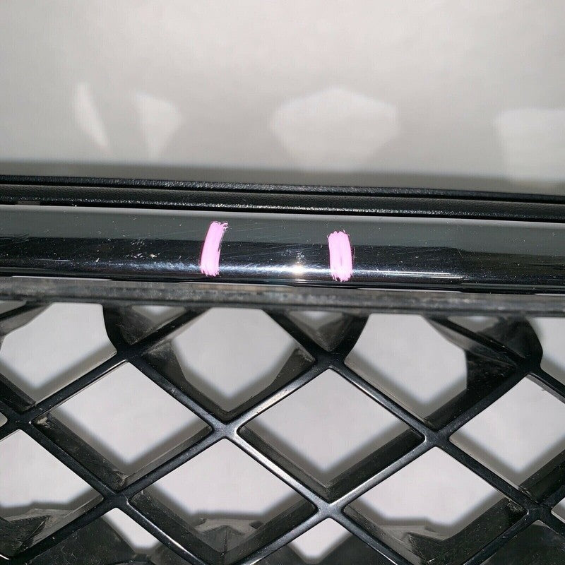 15835085 CHEVY AVALANCHE SUBURBUN UPPER GRILLE 2007 08 09 10 11 12 13 2014 OEM 15835085