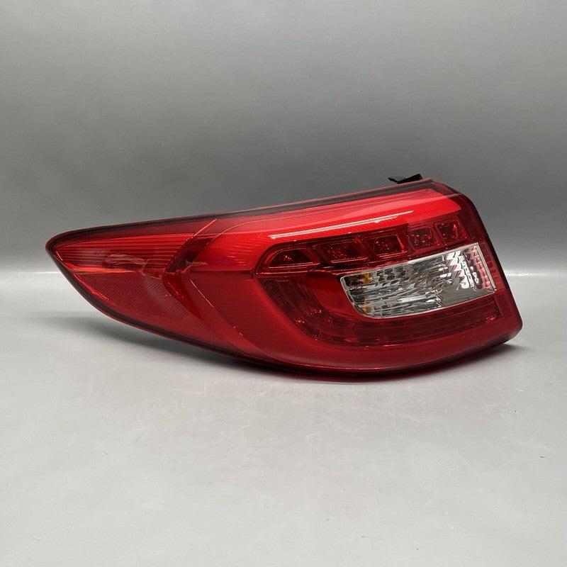 HYUNDAI SONATA TAIL LIGHT LEFT DRIVER 2015 2016 2017 LED OEM 92401-C21