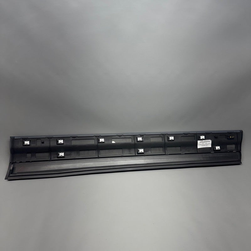 PORSCHE CAYENNE LOWER DOOR MOLDING LEFT FRONT 2011-2014 2015 2016 2017