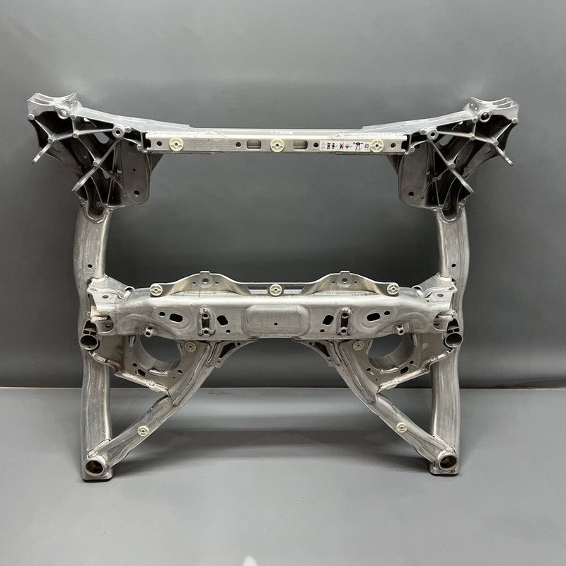 6861106 BMW 750 CROSSMEMBER FRONT SUBFRAME 2016 2017 2018 2019 OEM 6861106