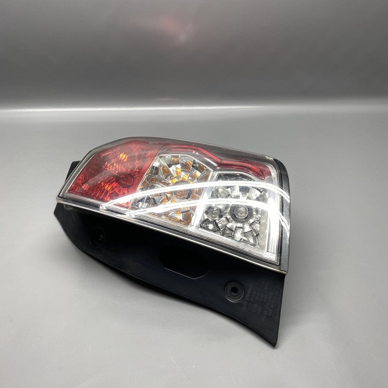 SUBARU FORESTER TAIL LIGHT RIGHT PASSENGER 2009 2010 2011 2012 2013 OEM