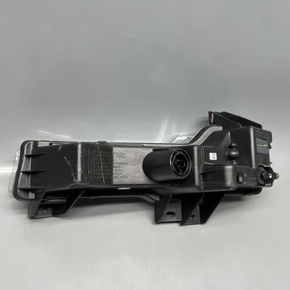 1077392-00-F TESLA MODEL 3 FOG LIGHT RIGHT PASSENGER 2017 18 19 20 21 2022 OEM 1077392-00-F