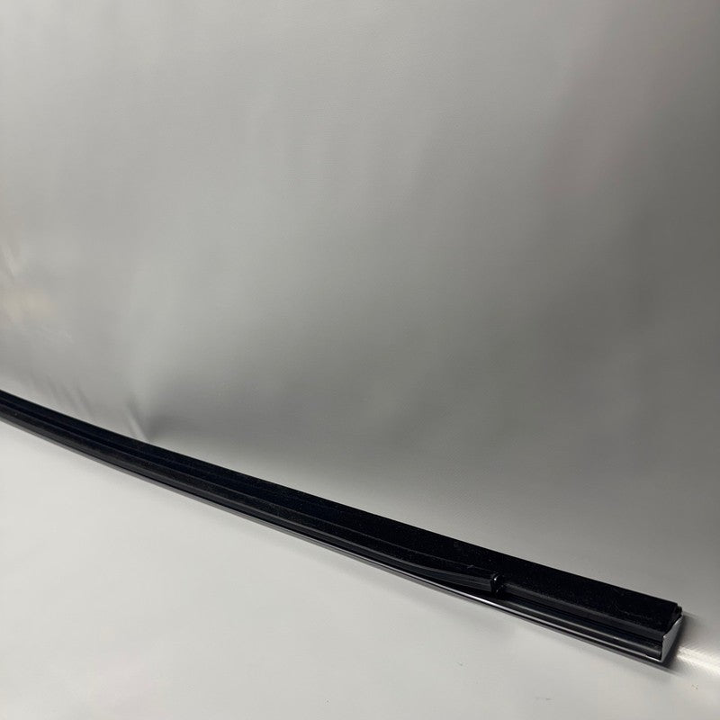 TESLA MODEL X DOOR WINDOW MOLDING RIGHT FRONT 2016 2017 2018 2019 2020