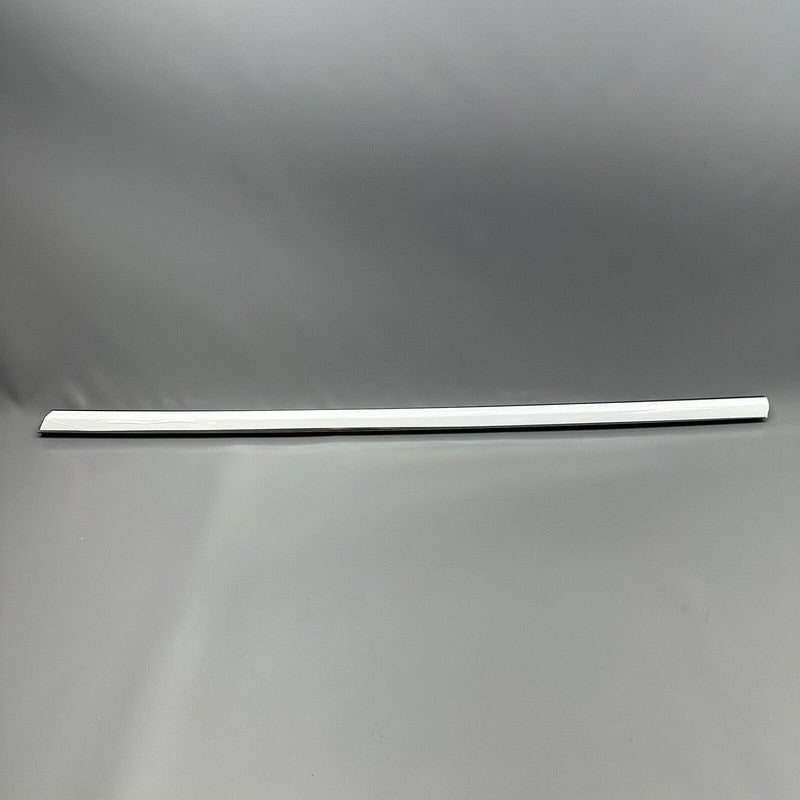 1080681-00-H TESLA MODEL 3 DOOR WINDOW MOLDING LEFT FRONT 2017 18 19 20 21 2022 1080681-00-H