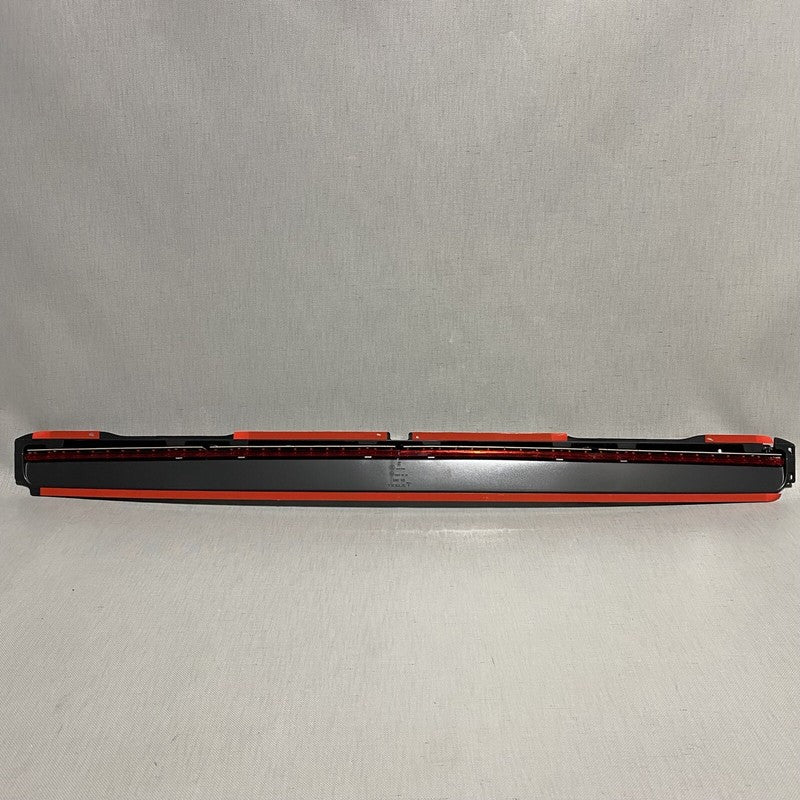 6005917-00F TESLA MODEL S REAR 3RD BRAKE LIGHT LED 6005917-00F 2016 2017 2018 2019 2020 OEM