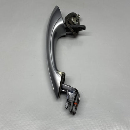 7305284 BMW 528 DOOR HANDLE LEFT FRONT KEYLESS 2014 2015 2016 F10 OEM 7305284