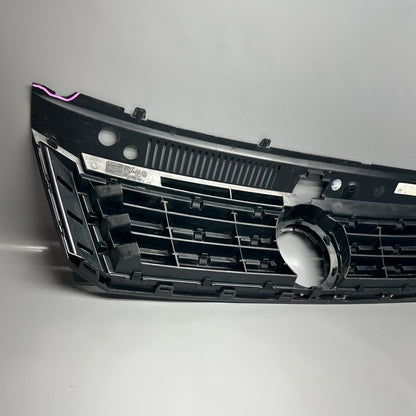 561853653A VOLKSWAGEN PASSAT GRILLE 2016 2017 2018 OEM 561853653A