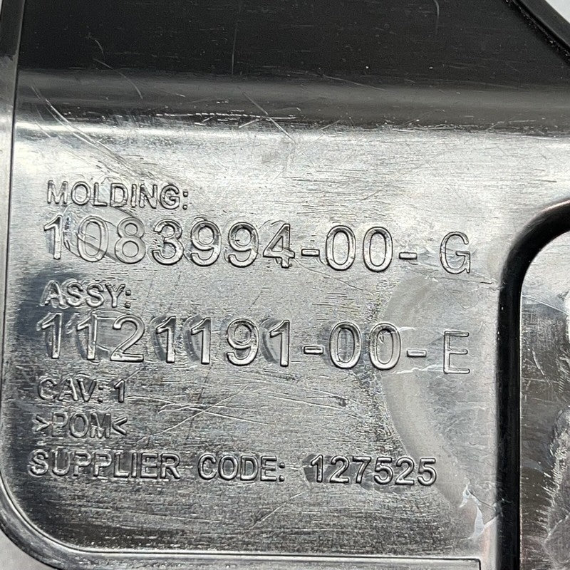 1083994-00-G TESLA MODEL 3 REAR BUMPER CENTER BRACKET 2017 18 19 20 21 22 2023 1083994-00-G